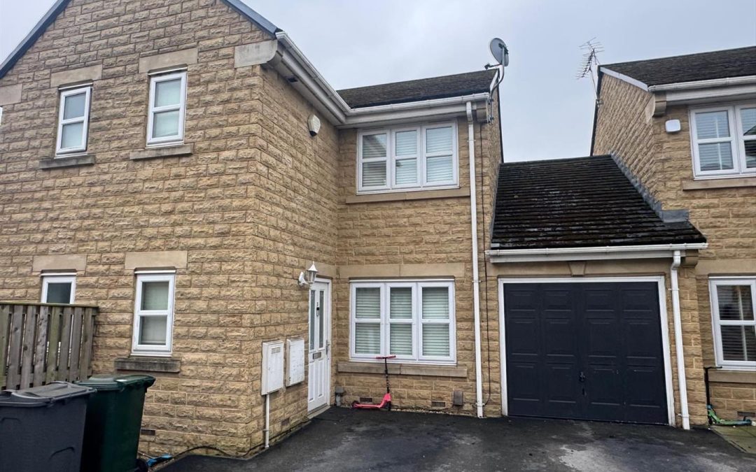 Frogmoor Avenue, Bradford