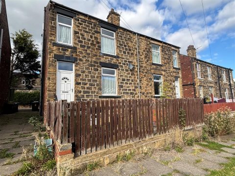 8 Colbeck Avenue, Batley, WF17 7HH