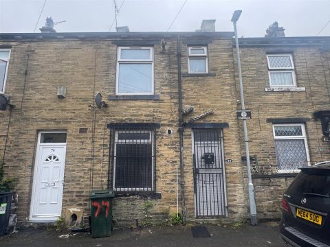 Lidget Place, Lidget Green, Bradford