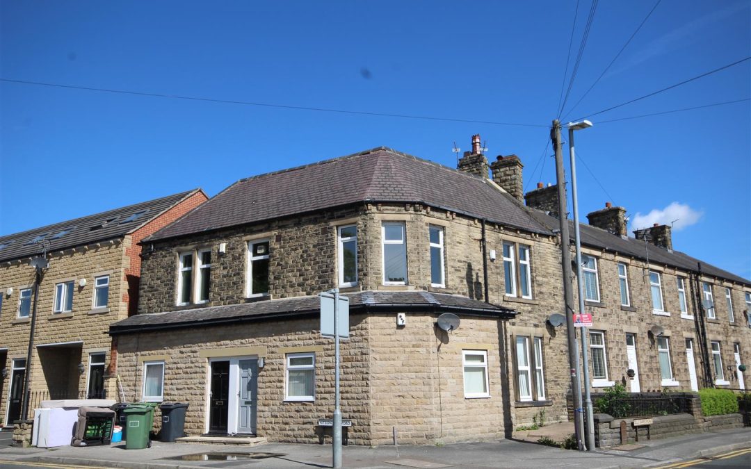 2 Kitson Hill Road, Mirfield, WF14 9EL
