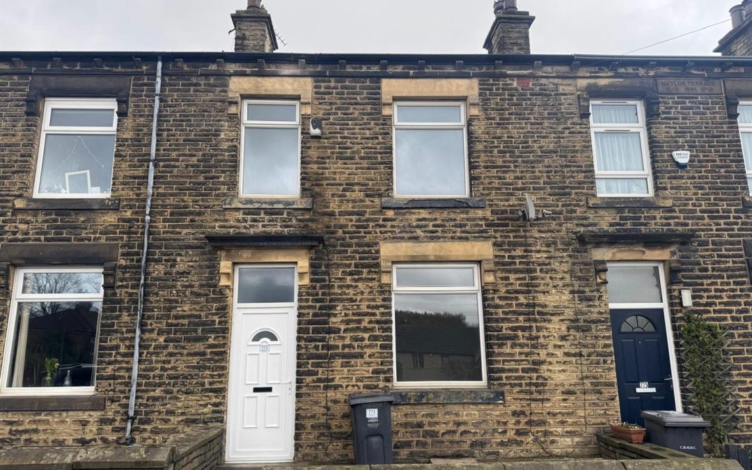 Cleckheaton Road, Oakenshaw, Bradford